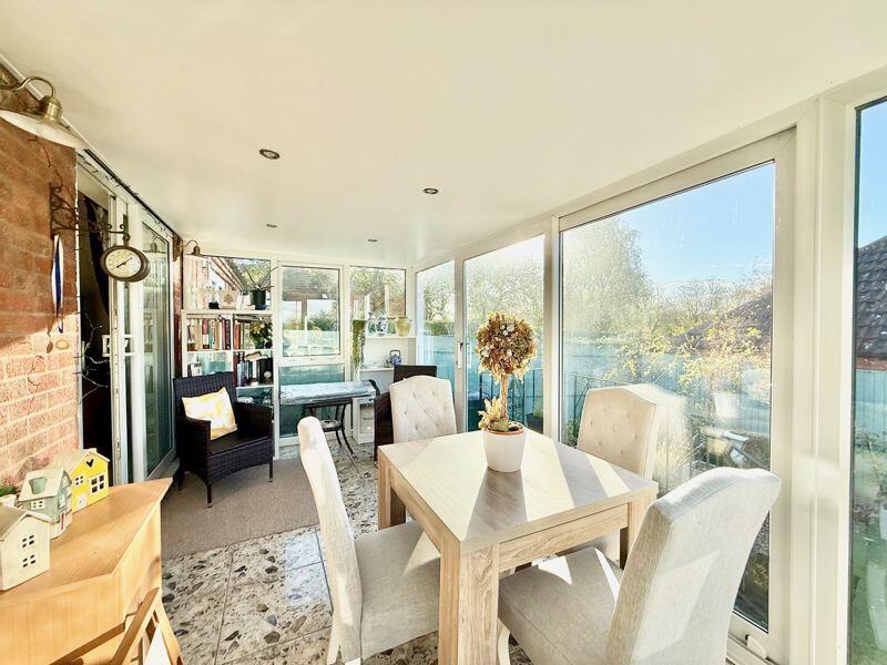 Grade A Efficient Bungalow - Excellent Village Location photo 2