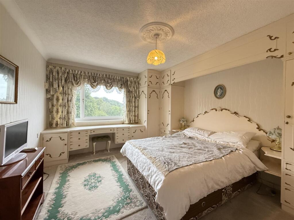 Additional image 11 of Mucklow Hill, Halesowen