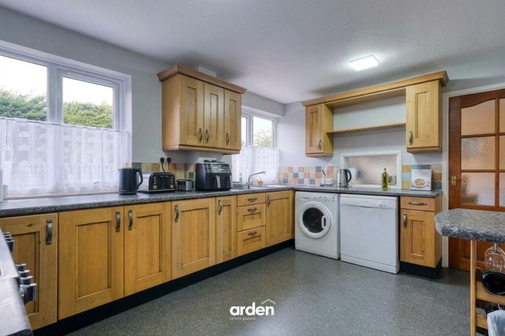 House in Bromsgrove - View 2