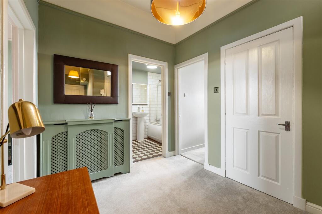 Apartment in Glasgow - View 5