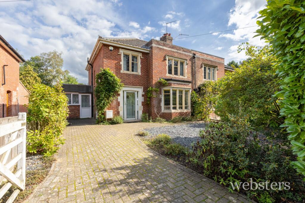 Main image of property: Drayton High Road, Drayton, NR8