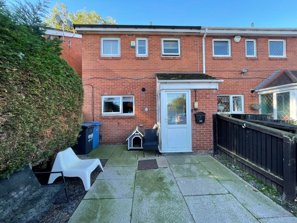 31, Stanier Avenue, Eccles, Salford photo 2