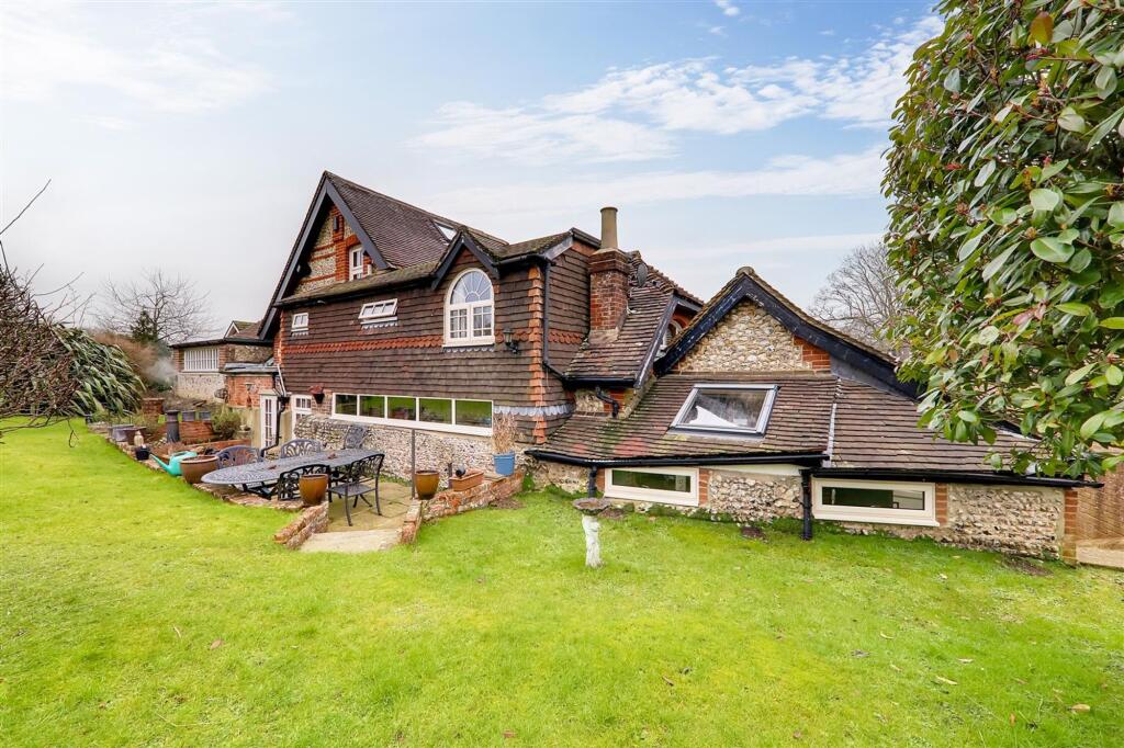 House in Brighton - View 2