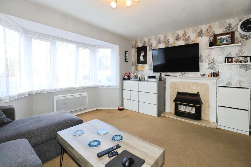 House in Wolverhampton, All Saints, Parkfield - View 3