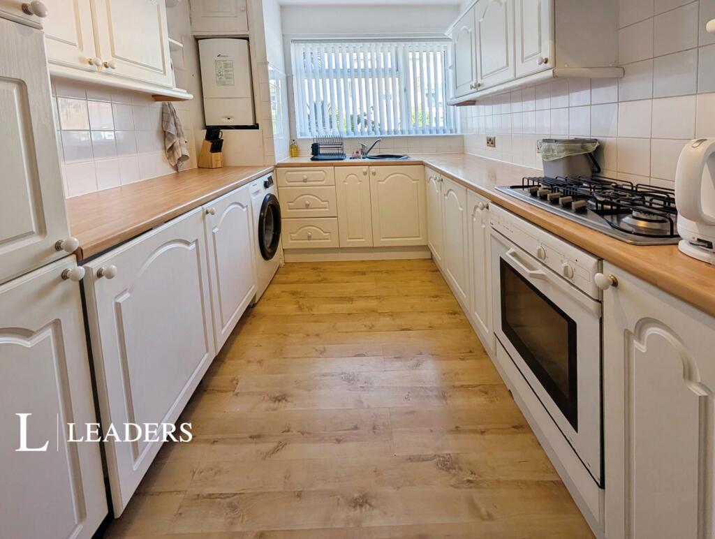 Harsfold Close, Rustington, Littlehampton photo 4