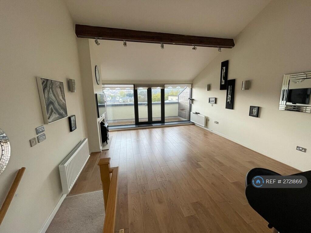 Additional image 4 of Meadow Road, Bradford, BD10