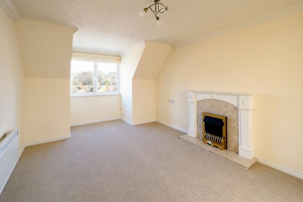 Apartment in Canterbury - More