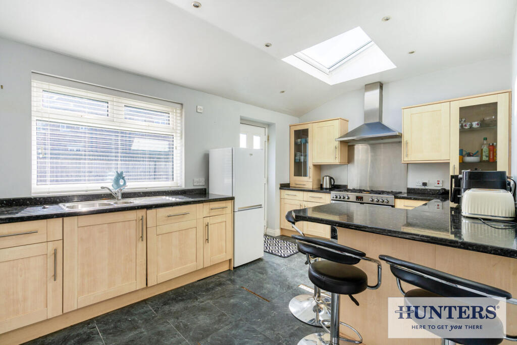House in Leeds, Kelcliffe, Tranmere Park - View 5