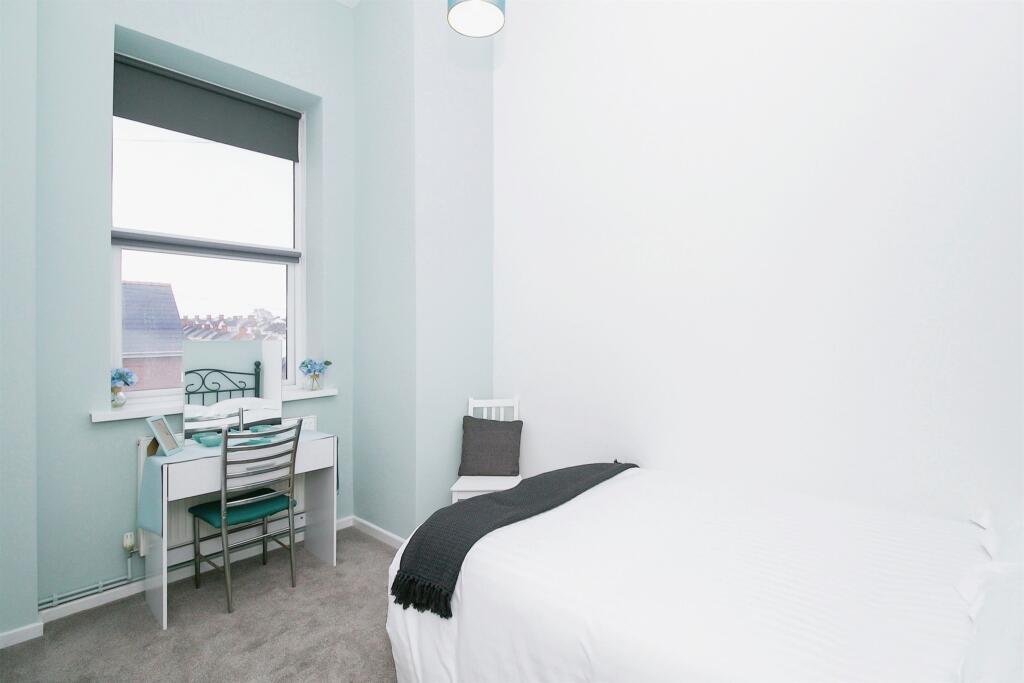 Apartment in Cardiff - More