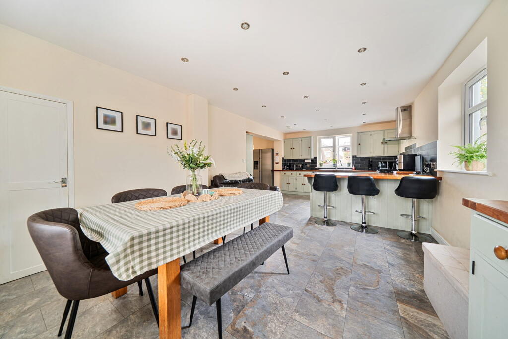 House in Swindon, Melksham - View 4