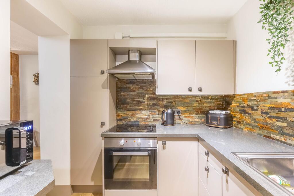 Flat 1, 36 Main Street, Kirkby Lonsdale photo 2