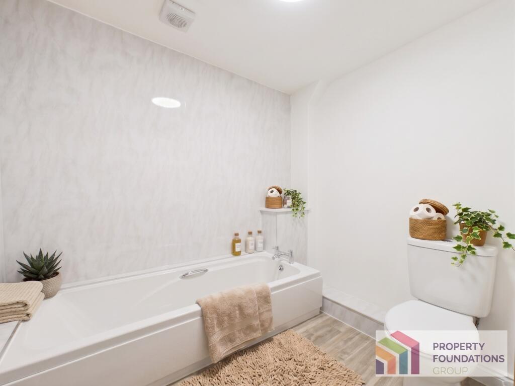Apartment in Southampton - View 5