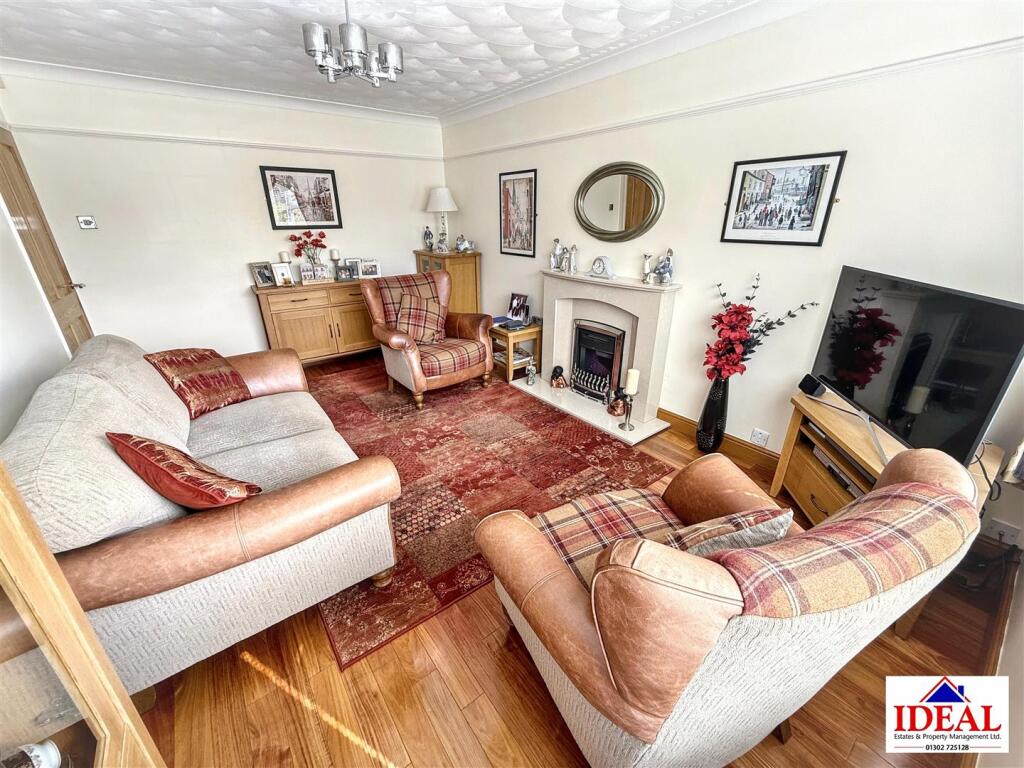 House in Doncaster, South Yorkshire - View 5