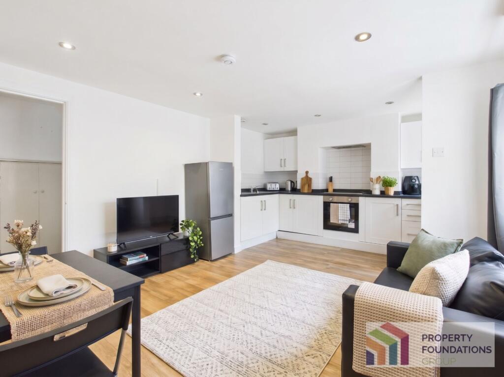 Main image of property: Waylen Street, Reading, RG1