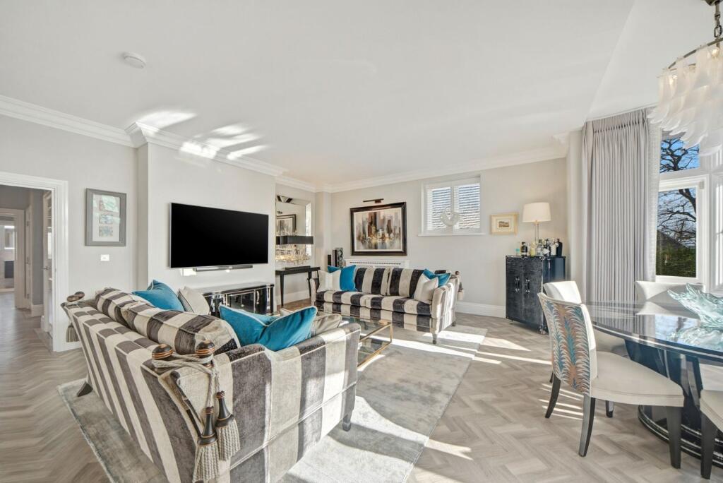 15 Newton Park Place, Chislehurst, Kent, BR7 photo 2