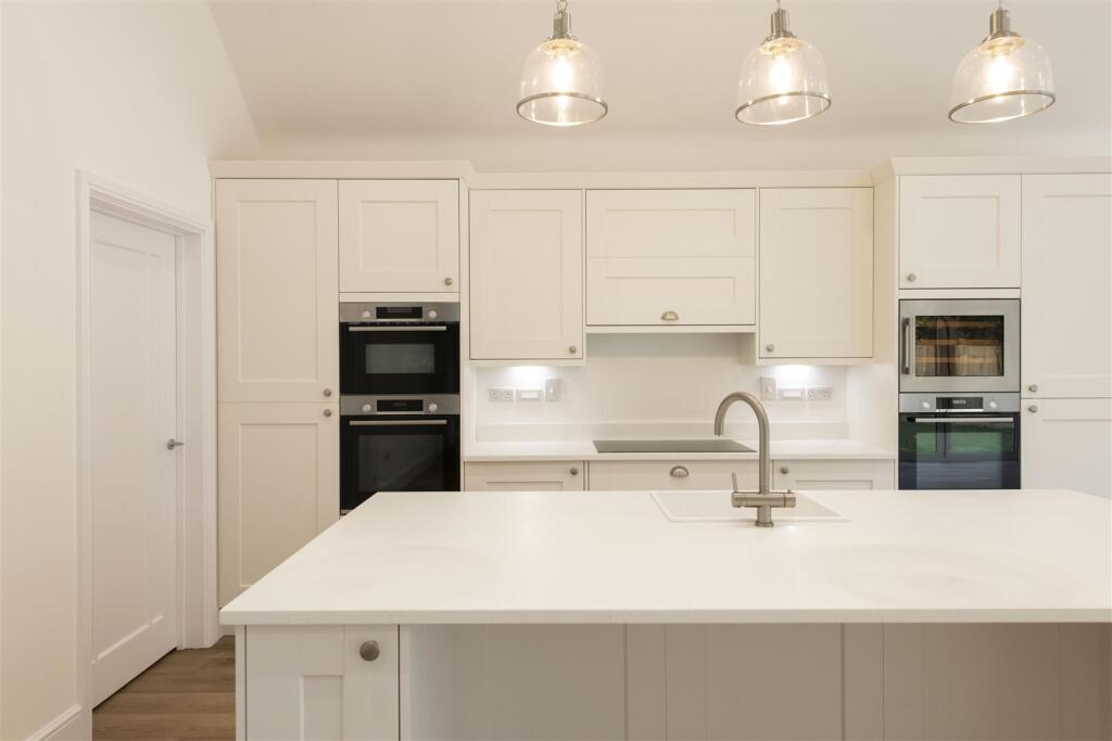 House in Burton Latimer - More