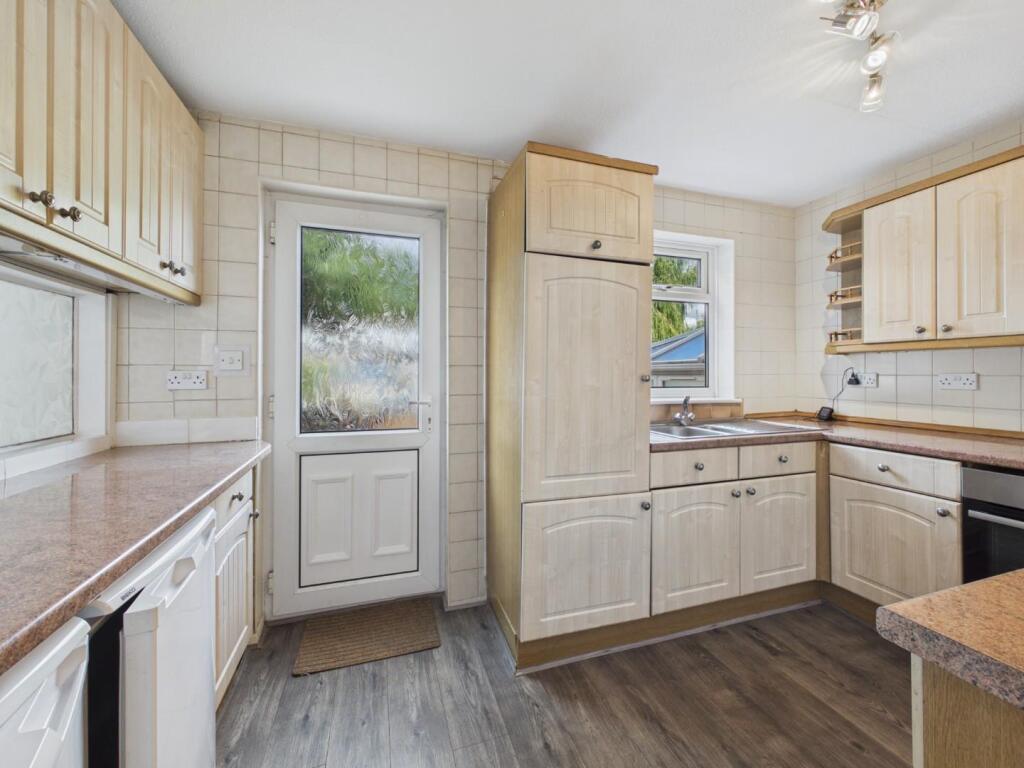House in Ashford, Bybrook, Kennington - View 3