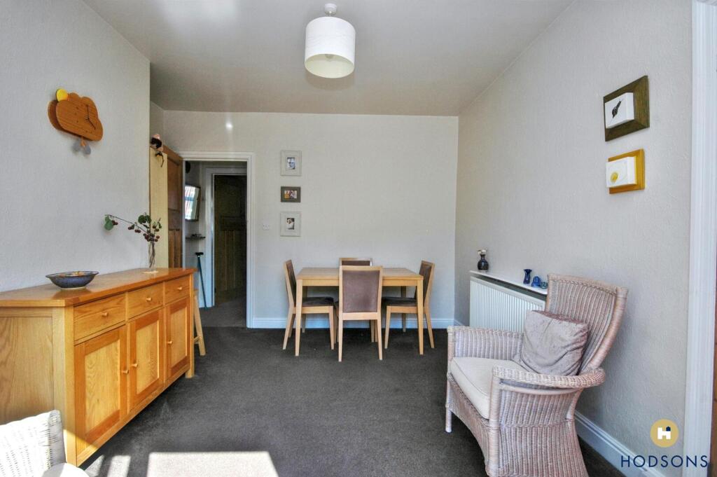 House in Wakefield - View 5