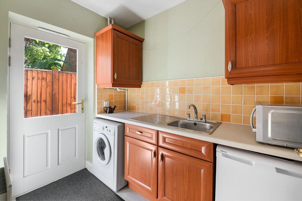 Alderwick Grove, Kings Hill, West Malling, ME19 4GB - View 6