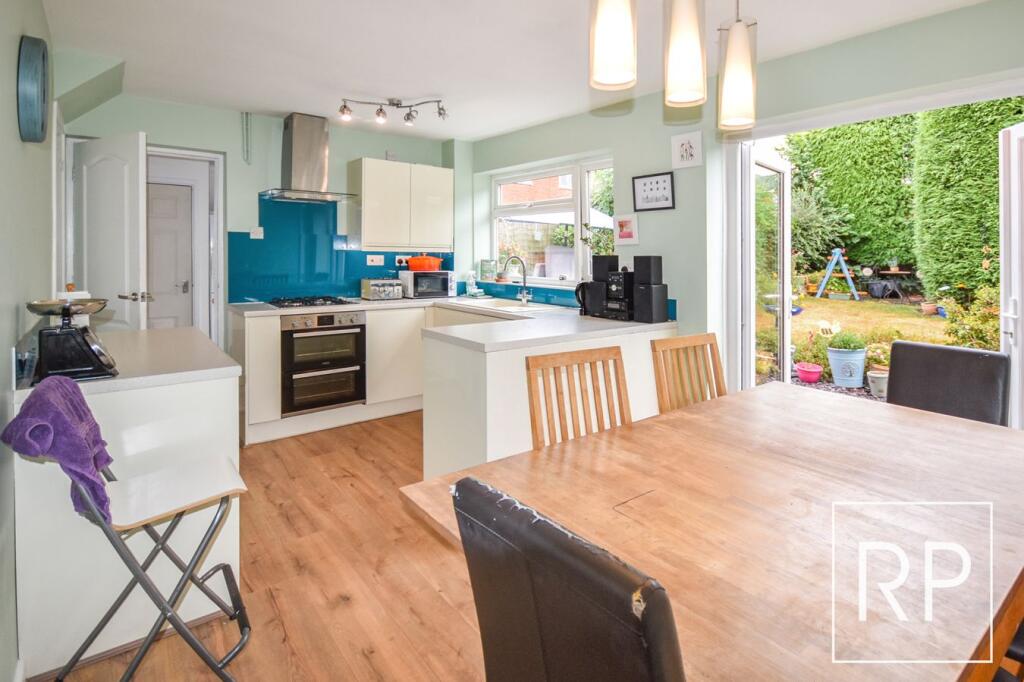House in Wolverhampton, West Midlands - View 4