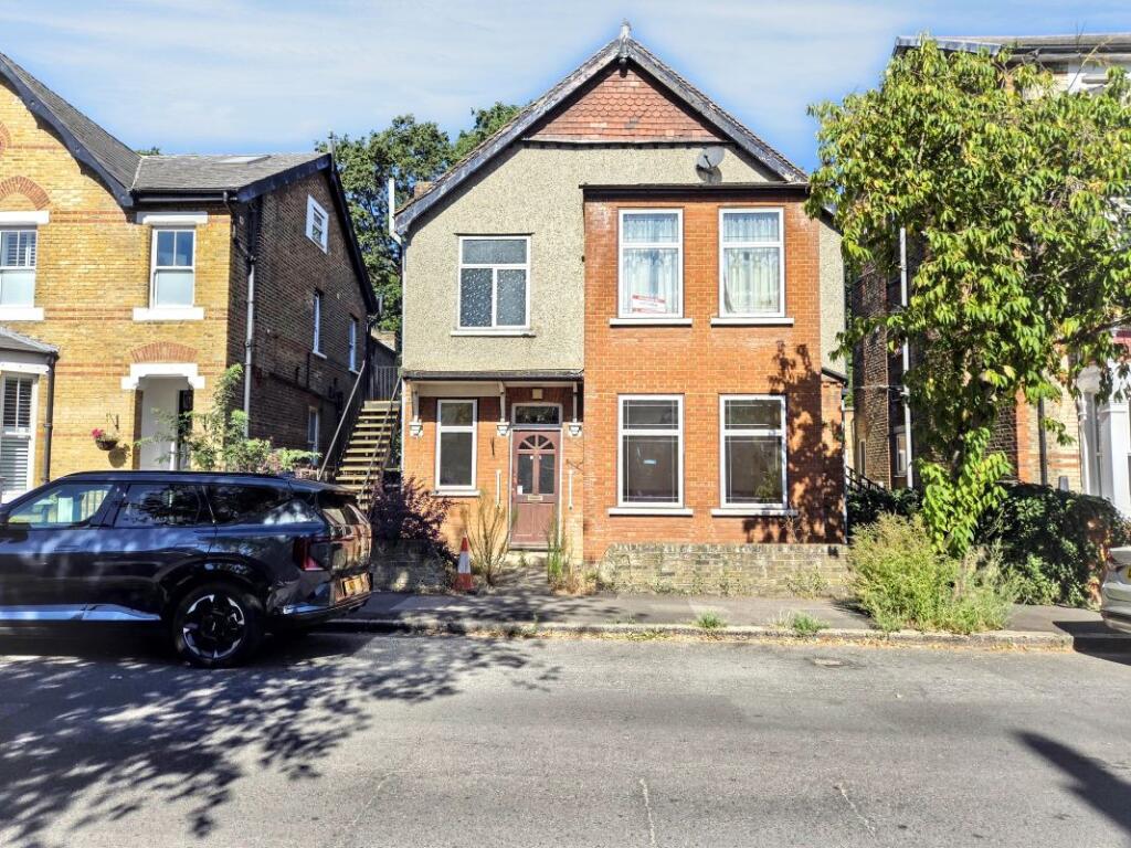 Main image of property: 16 Sylvan Road, Wanstead, London, E11 1QN