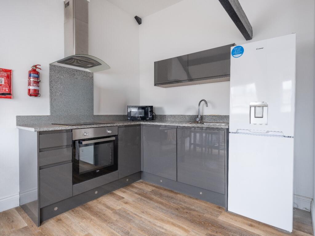 Apartment in Newcastle Upon Tyne, Haymarket - View 3