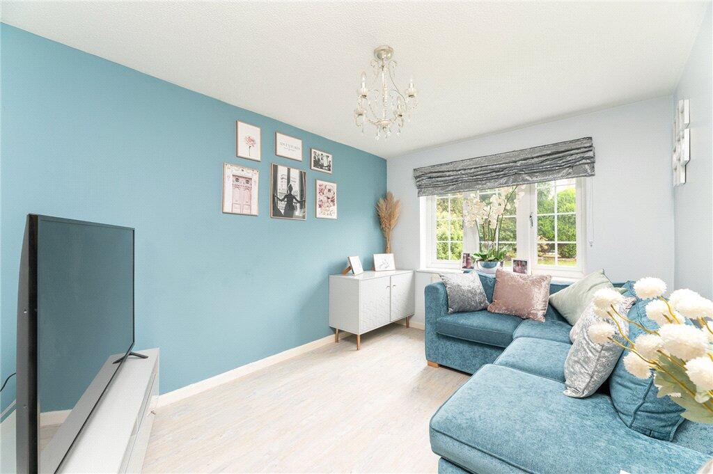 House in Leeds, Upper Green, West Ardsley - More
