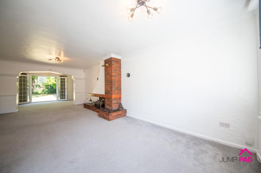 Martland Avenue, Lowton, WA3 photo 3