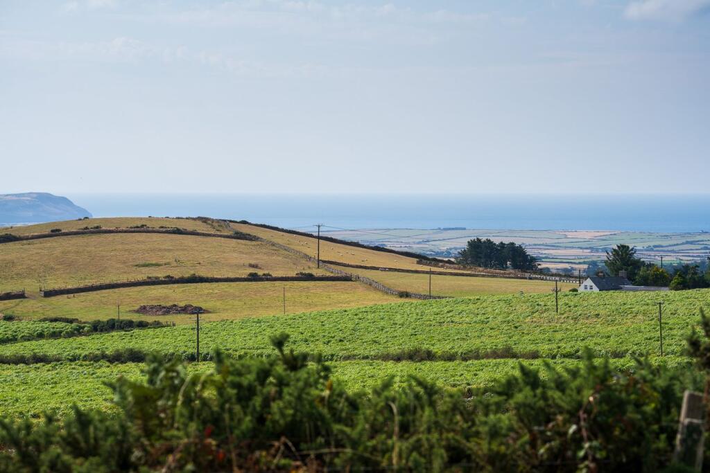 House in Llandudno - View 3