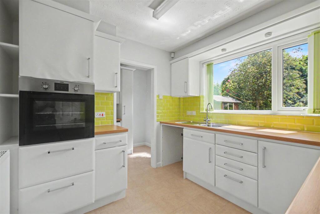 House in Nottingham, Toton - View 5