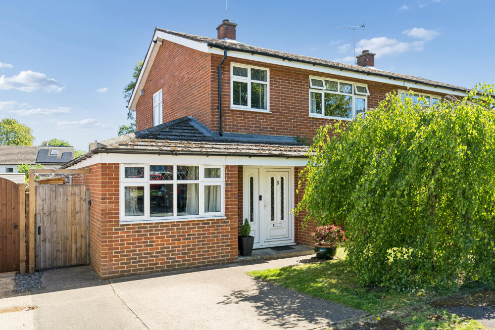 Main image of property: St Augustine Close, Hitchin, SG5