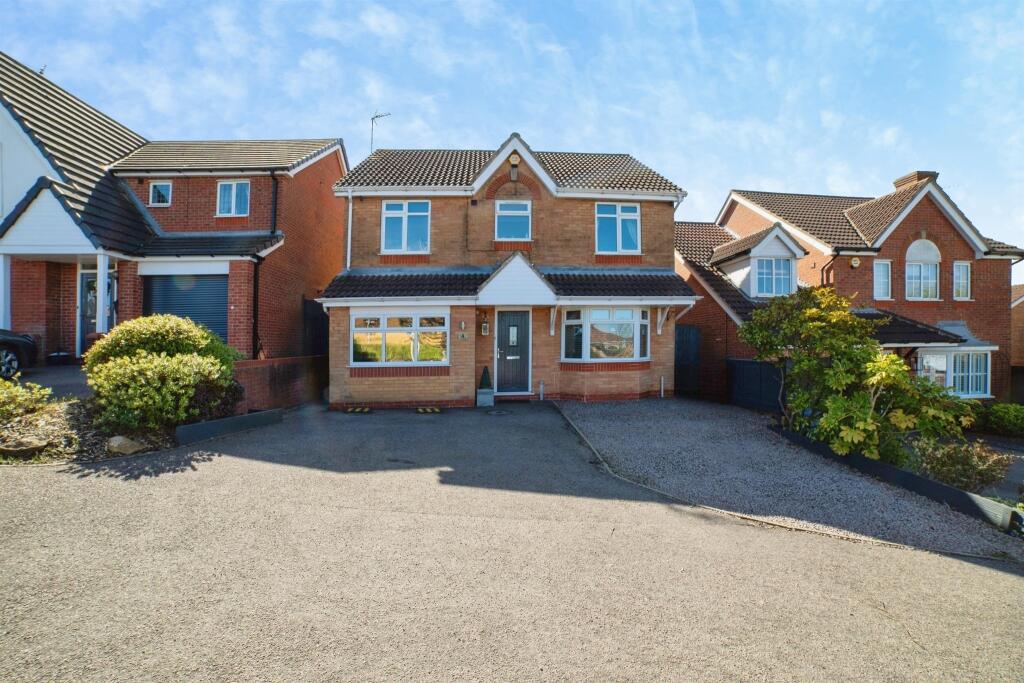 Main image of property: Halstead Close, Forest Town, Mansfield