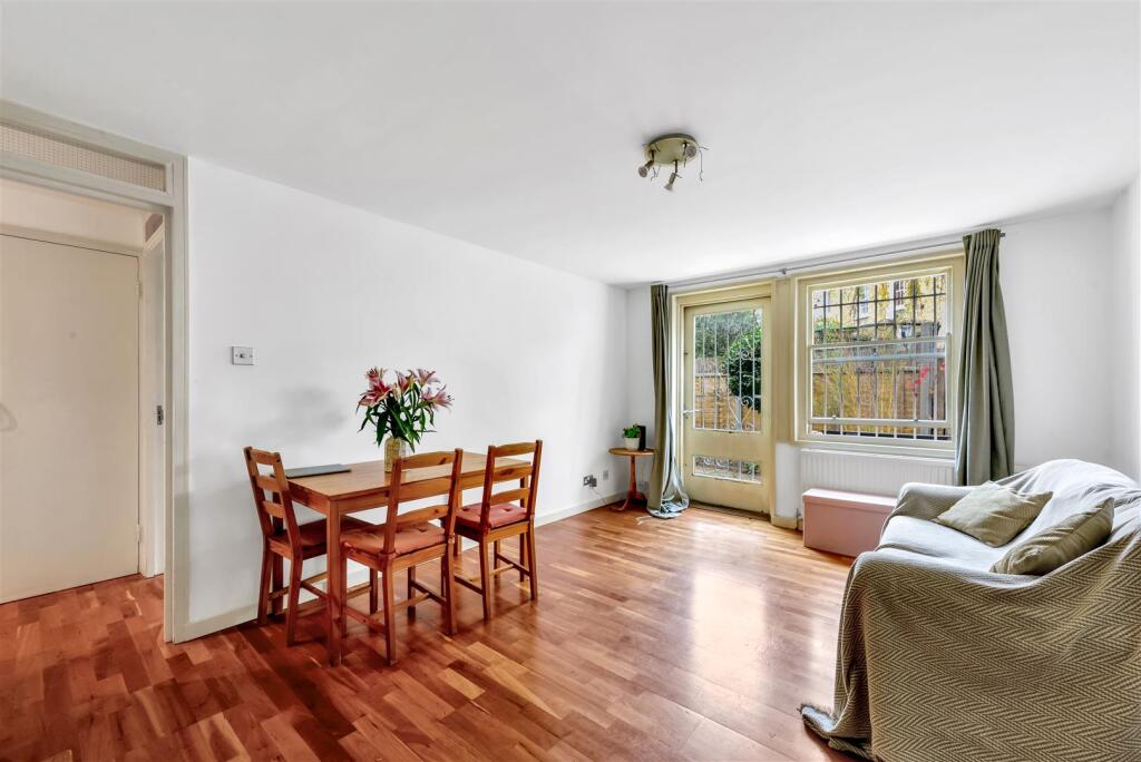 Main image of property: Hullbridge Mews, London, N1