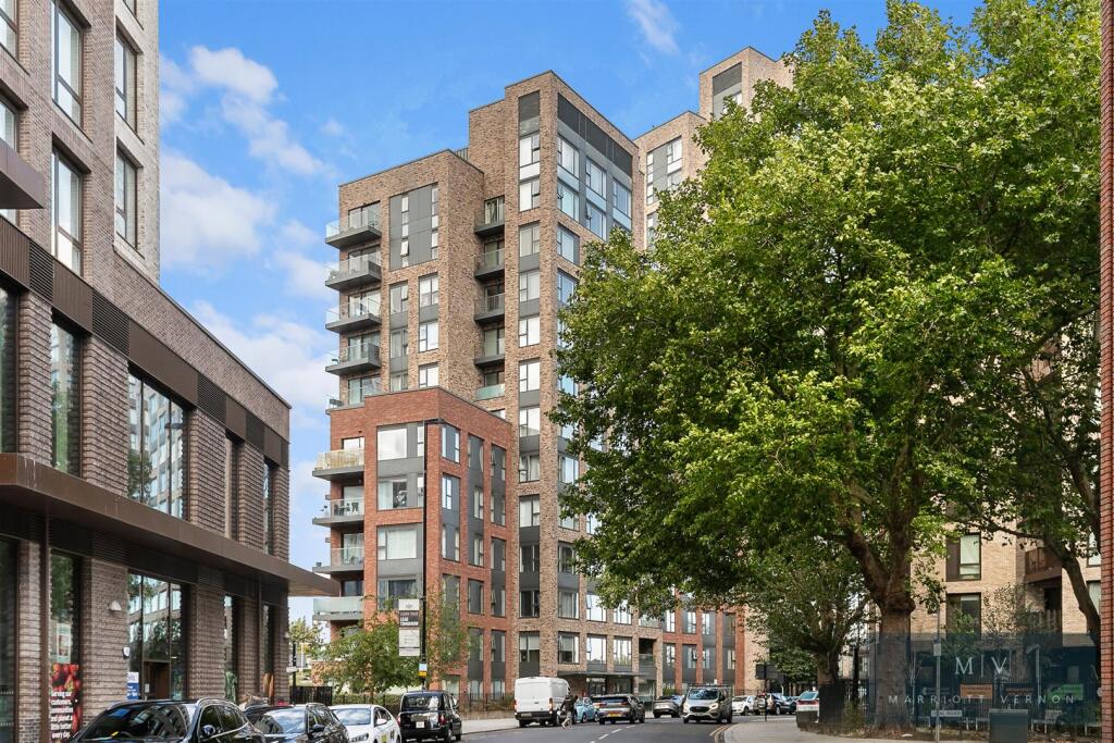 Main image of property: Cherry Orchard Road, Croydon