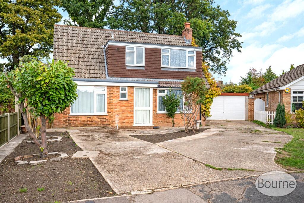 Main image of property: Robin Close, Ash Vale, Surrey, GU12