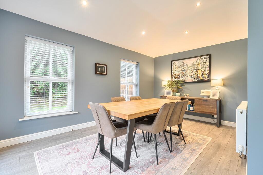 House in Wokingham - View 3