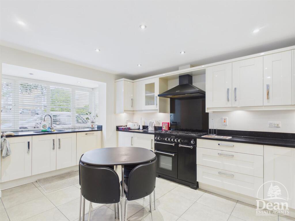 House in Forest of Dean, Bakers Hill, Coleford - More