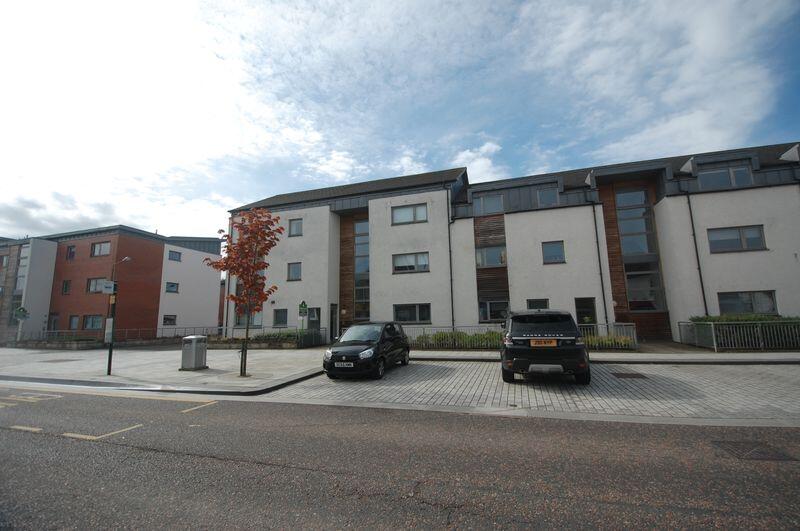 1-bed flat on Drip Road, Stirling, £77,500