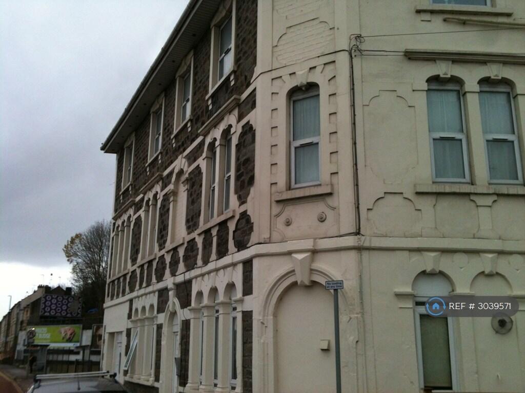 Main image of property: The Three Lamps, Bristol, BS4