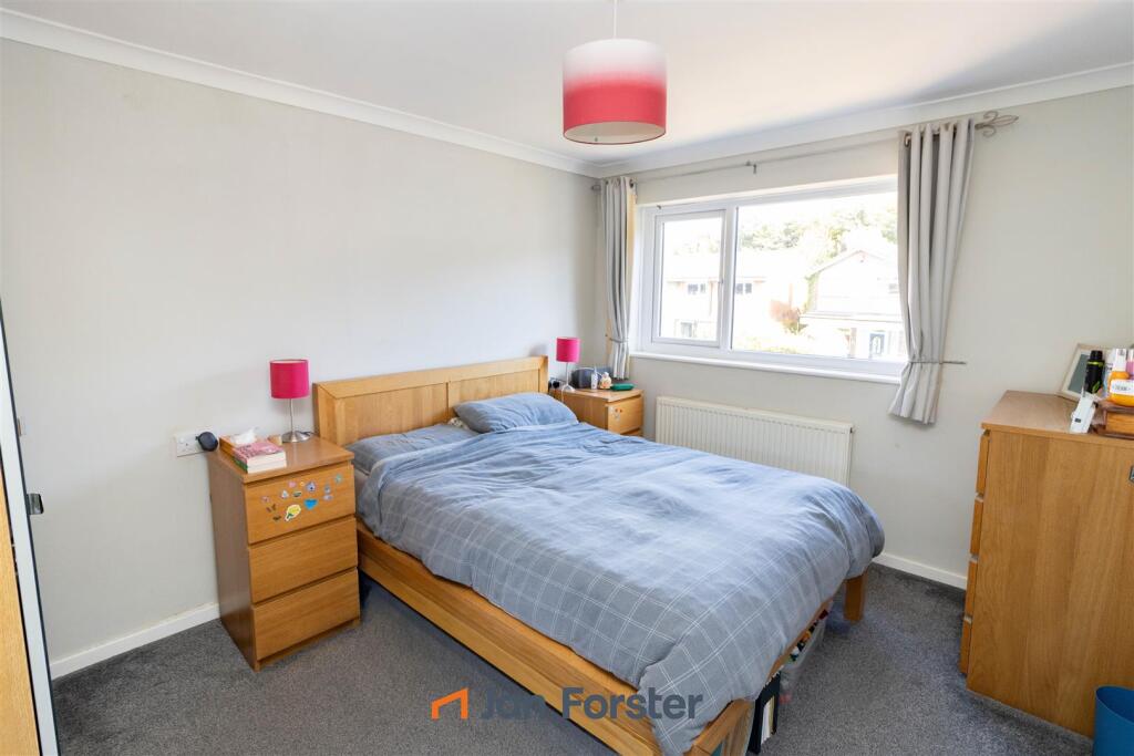 House in North Tyneside, Killingworth - View 4