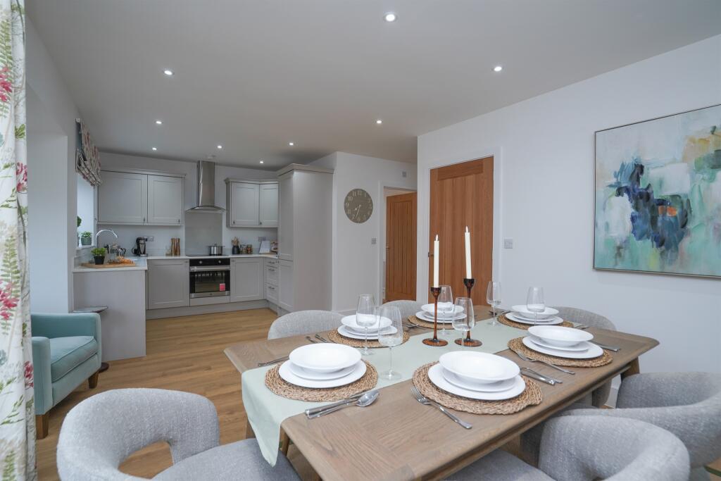 Cateswell Grove, Nossiter Croft, Hall Green, Birmingham photo 2