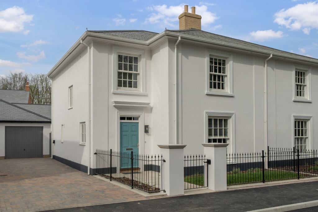 Main image of property: Gold Lane, Hoe Lane, North Baddesley, Hampshire, SO52