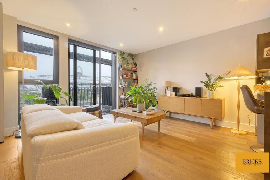 Apartment in London - More