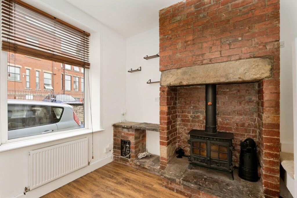House in Hyndburn, Oakenshaw - View 5