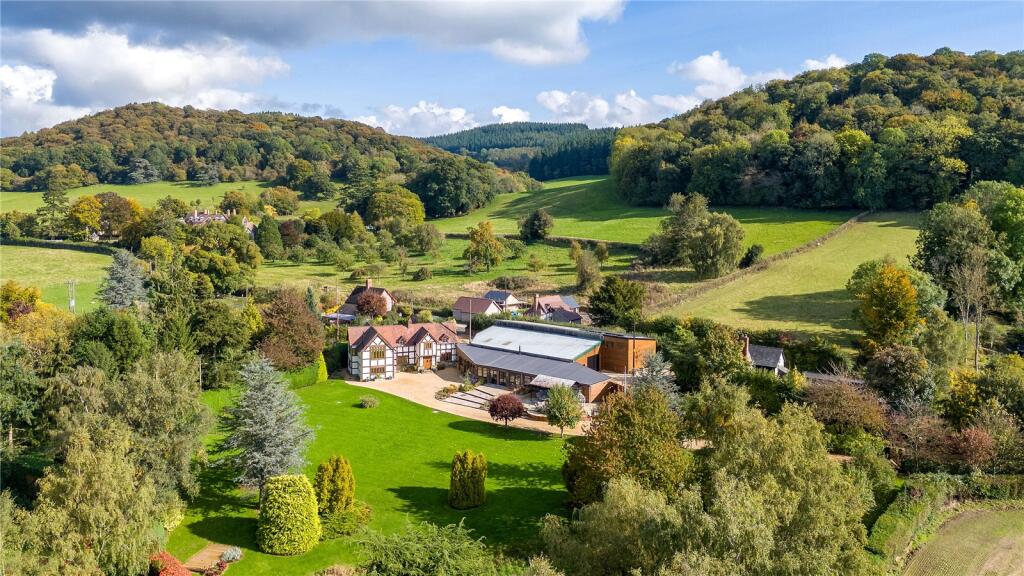 House in Shrewsbury - View 2