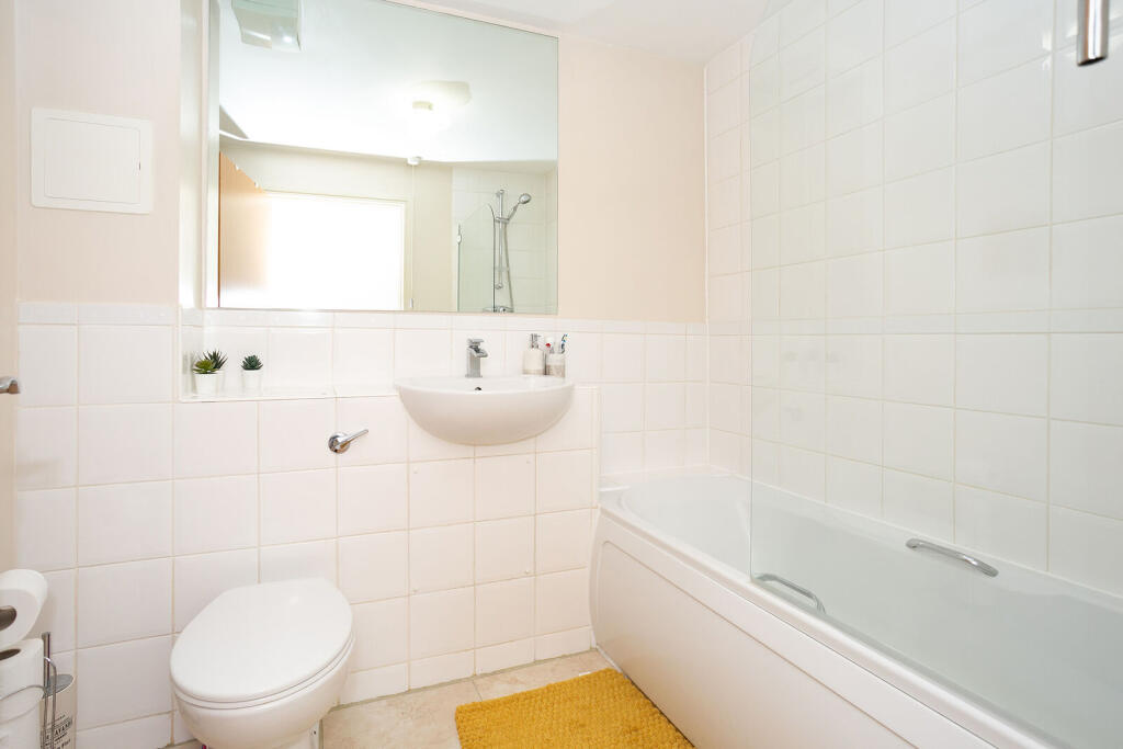 Apartment in Three Rivers, Abbots Langley - View 5
