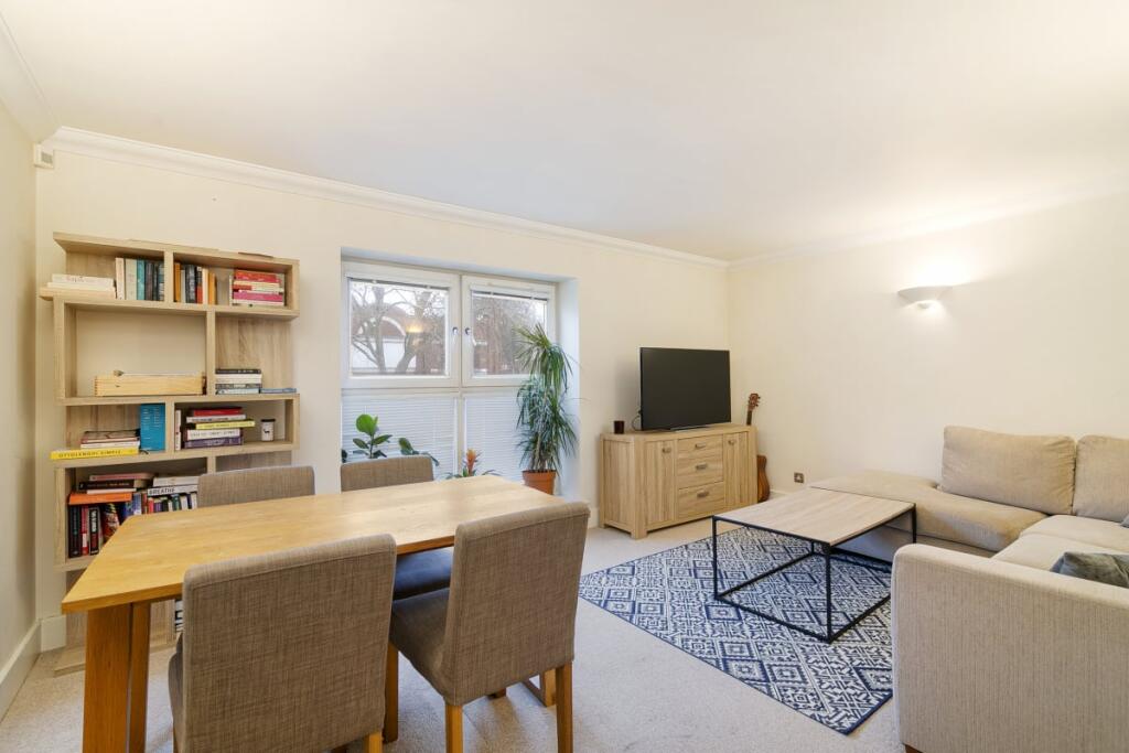 Richmond Court, Melville Place, London, N1, London