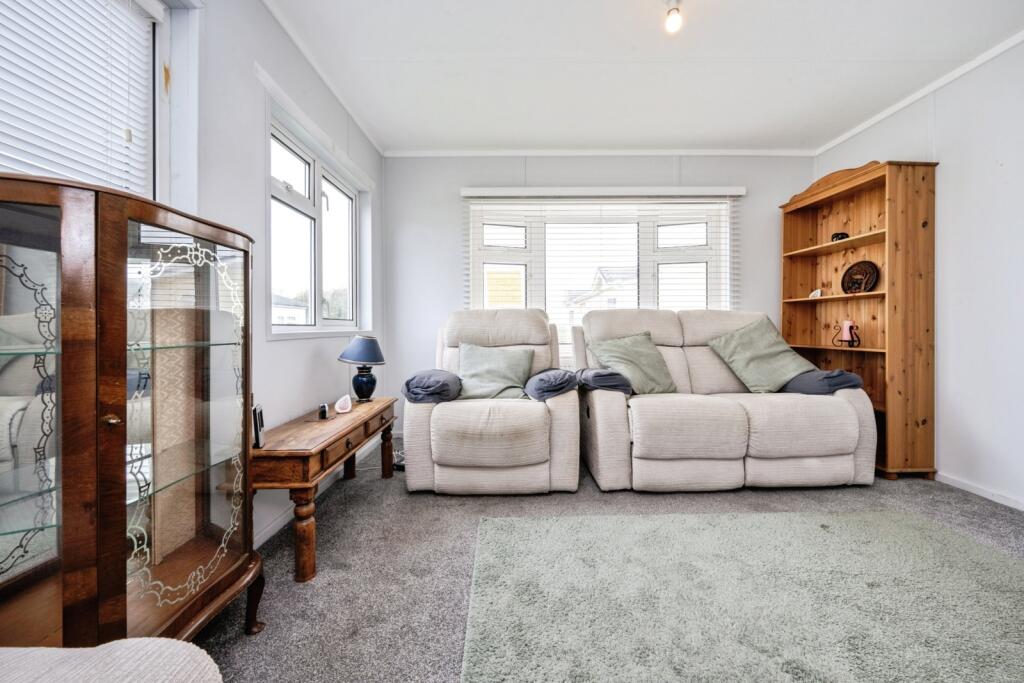 Hillcrest Park, Wilbury Hills Road, Letchworth Garden City, Hertfordshire, SG6 - View 4