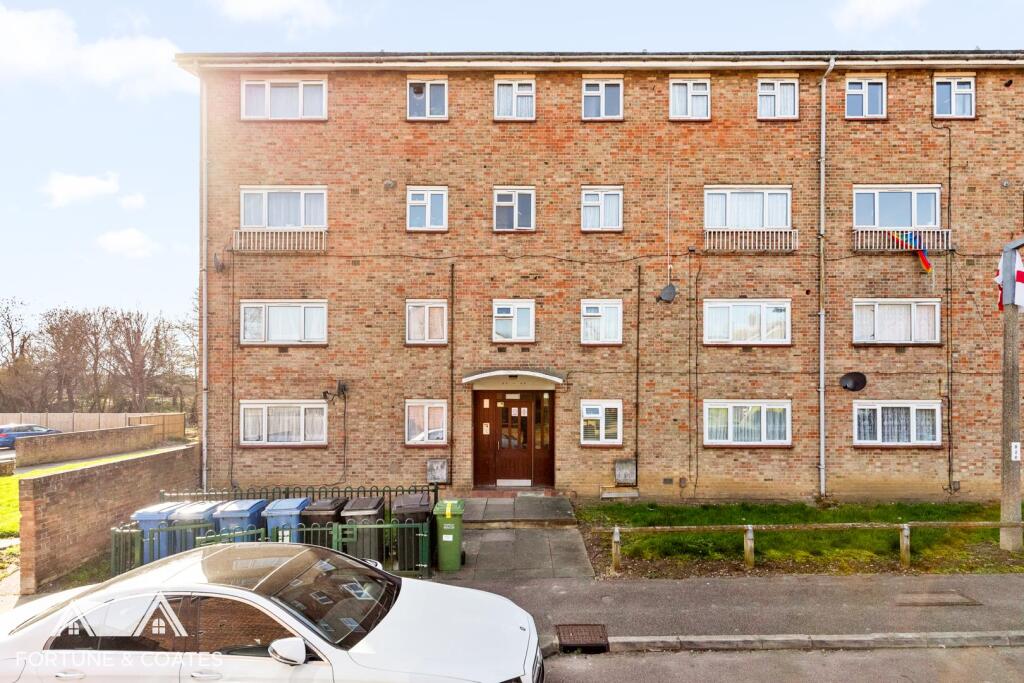 Main image of property: Carters Mead, Harlow