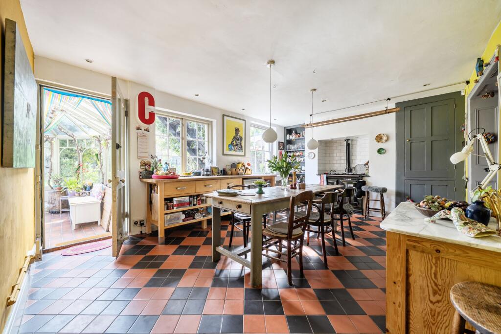 House in Swale, Chart Mill, Faversham - More